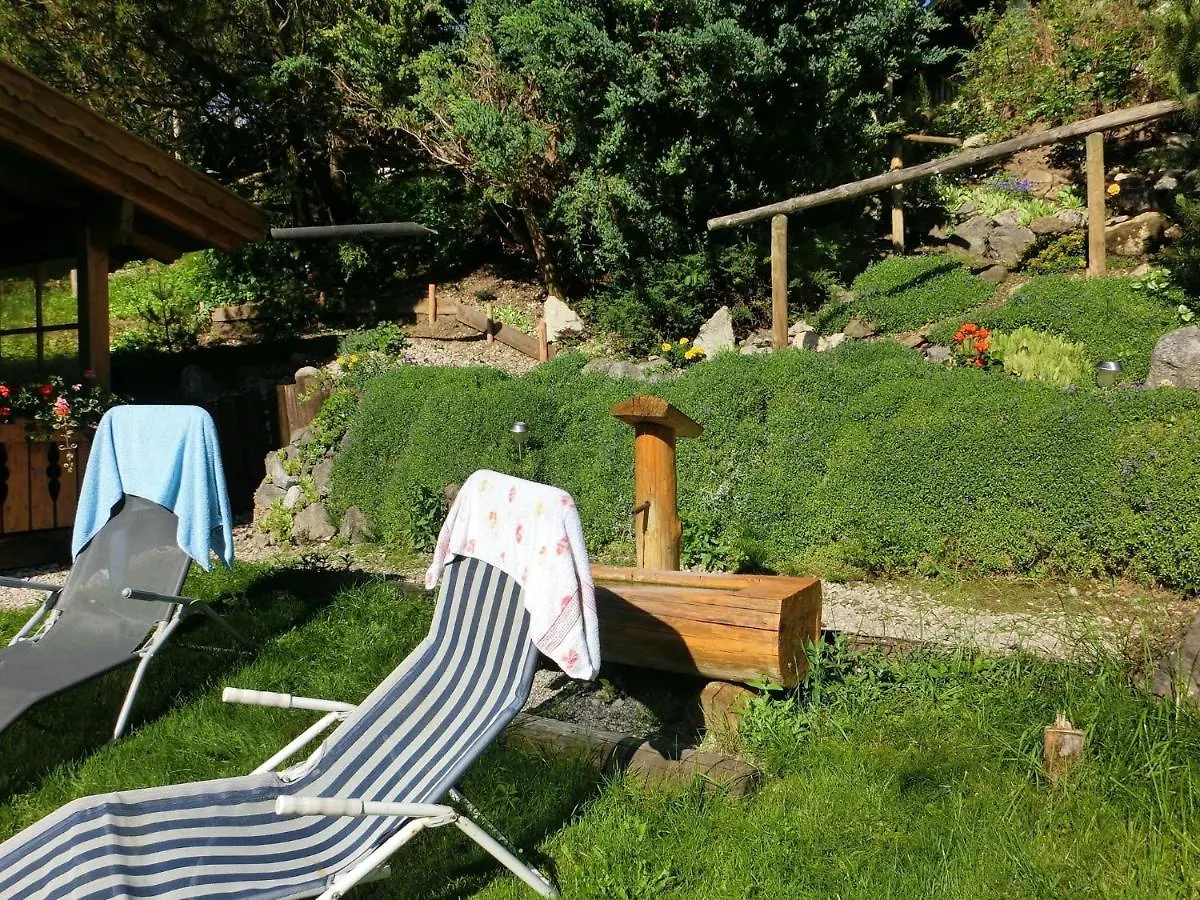Log Cabin In Bavaria With Covered Terrace シュタインガーデン